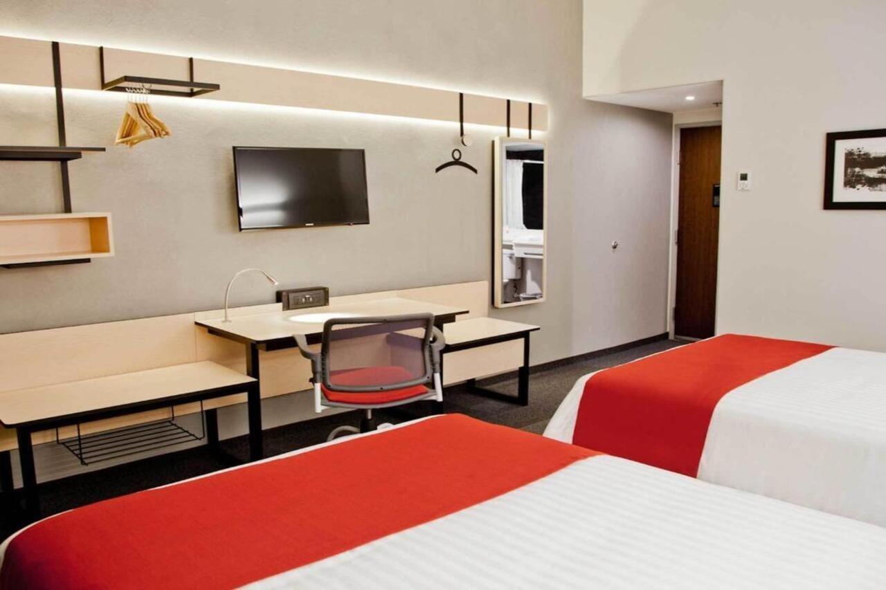 City Express Plus By Marriott Monterrey Nuevo Sur Bagian luar foto