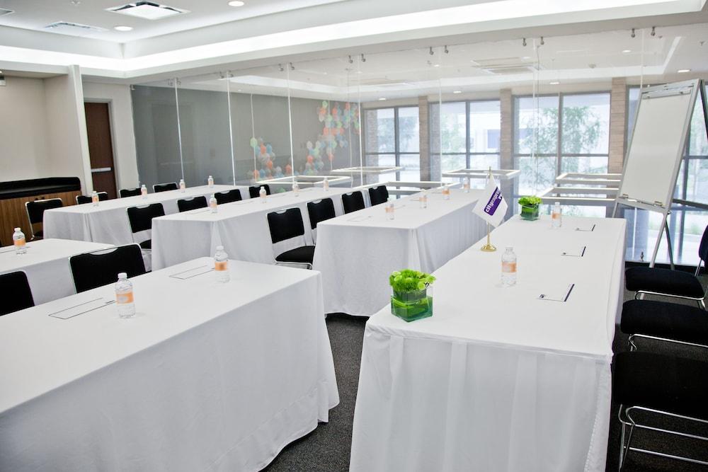 City Express Plus By Marriott Monterrey Nuevo Sur Bagian luar foto
