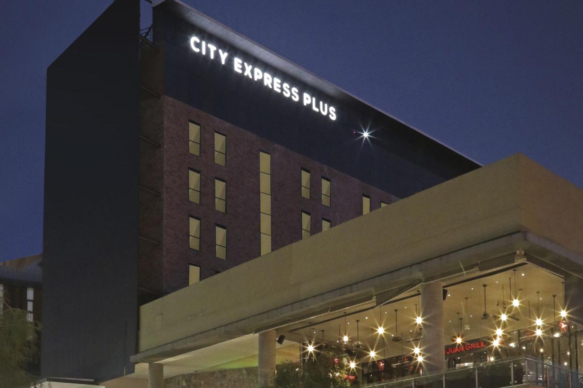 City Express Plus By Marriott Monterrey Nuevo Sur Bagian luar foto