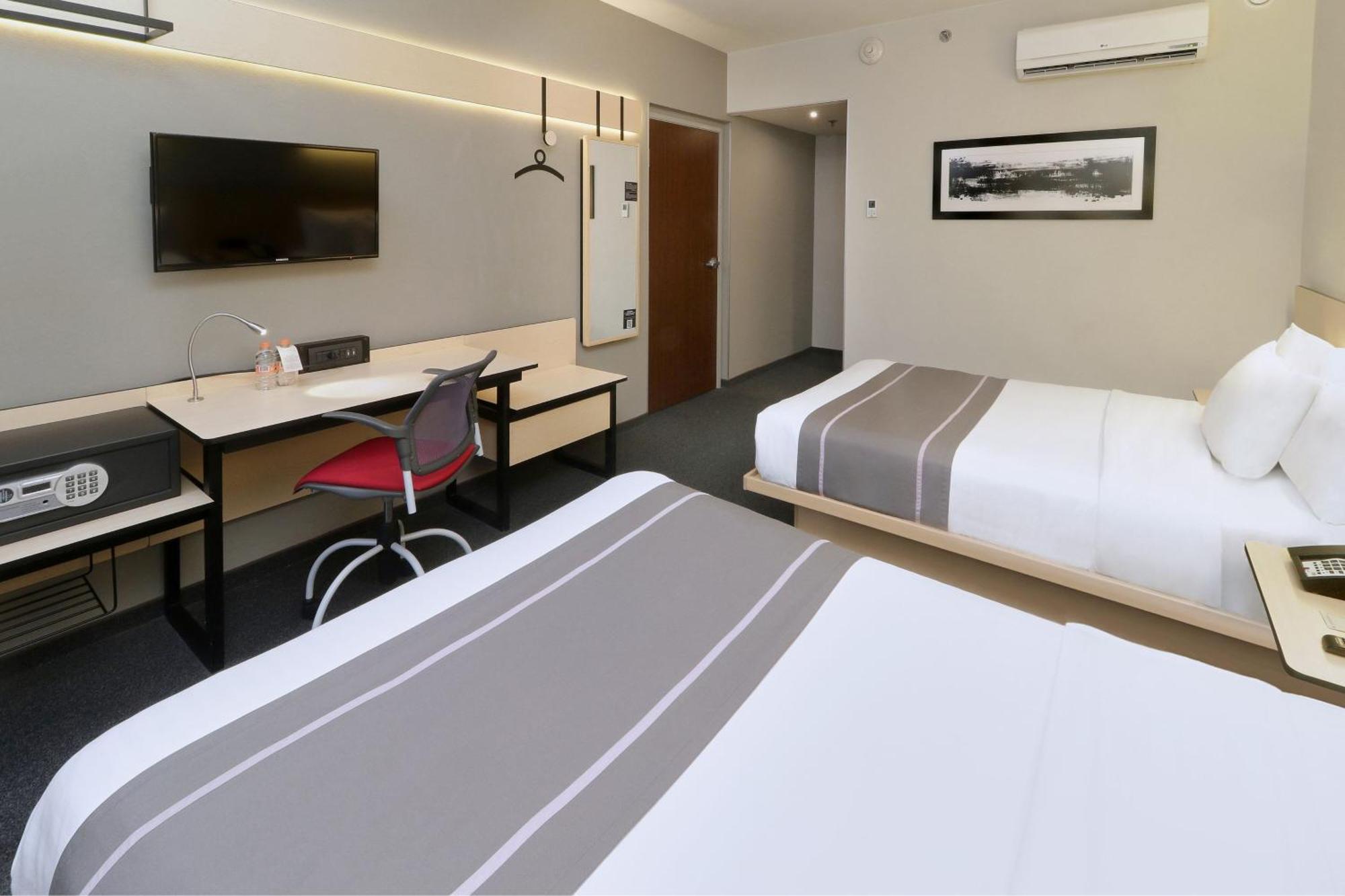 City Express Plus By Marriott Monterrey Nuevo Sur Bagian luar foto