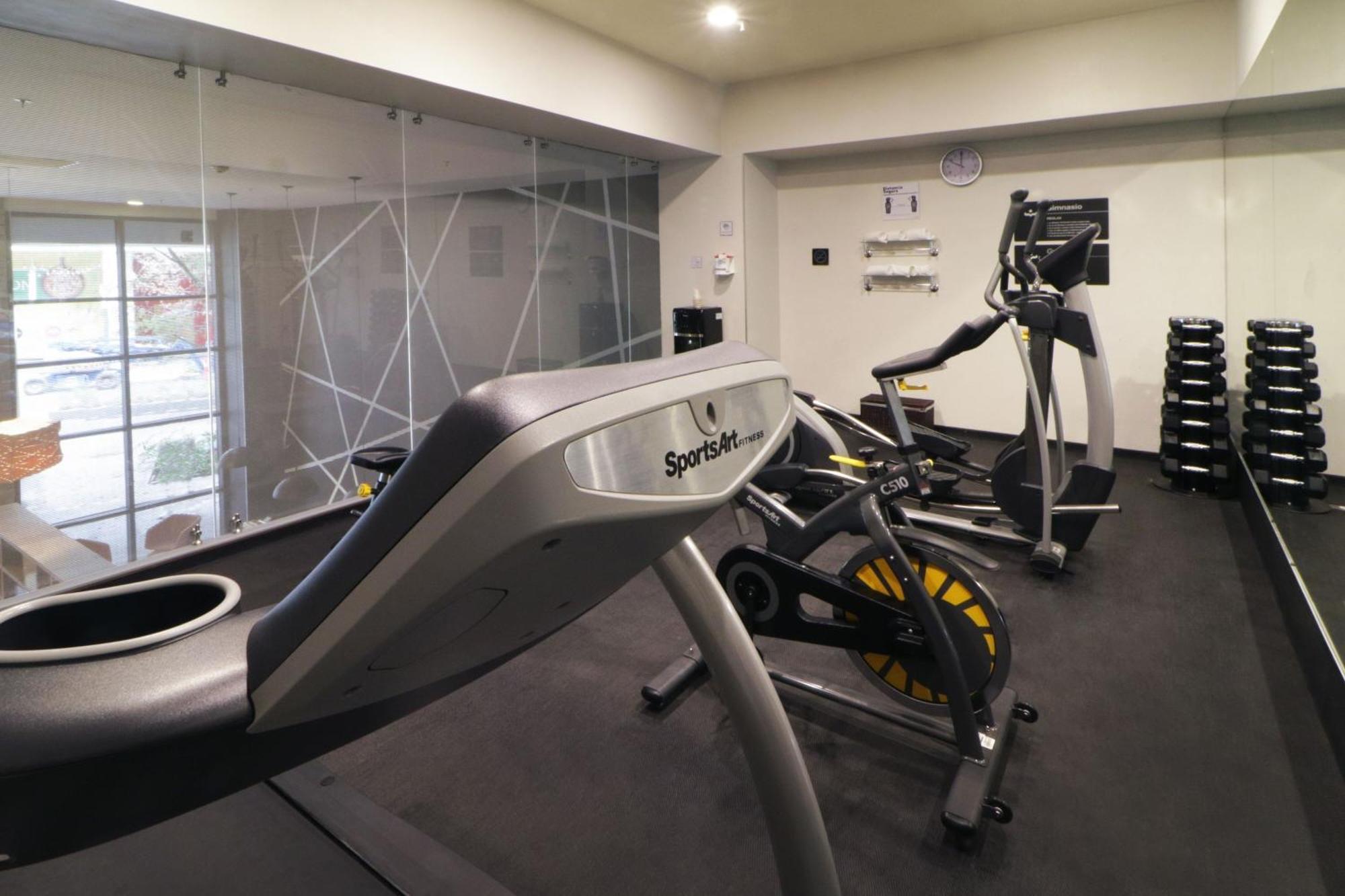 City Express Plus By Marriott Monterrey Nuevo Sur Bagian luar foto
